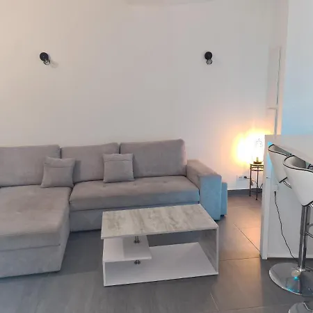 Bed & Breakfast Privee Dans Un Tres Bel Sur Le Port