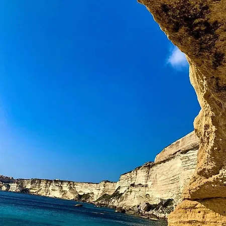 Bed & Breakfast Privee Dans Un Tres Bel Sur Le Port