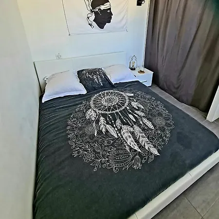 Bed & Breakfast Privee Dans Un Tres Bel Sur Le Port *